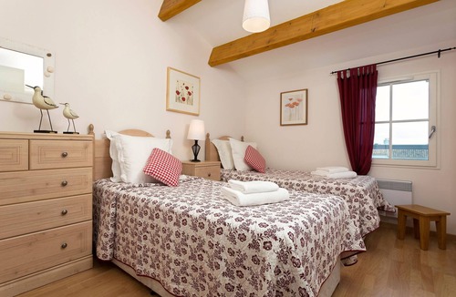 L'Aiguillon-sur-Vie Villa | Spacious villa with private pool