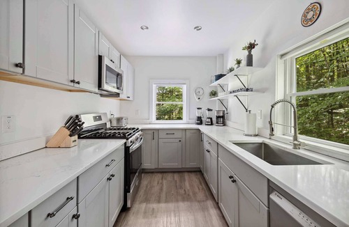 West Dover Ski Chalet | Spacious Vermont Chalet for Group Getaways