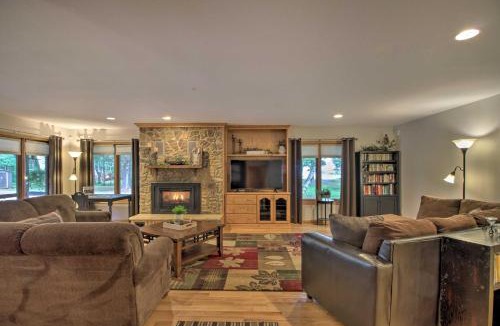 Wadena County House | Spacious Verndale Home w/Backyard Fire Pit!