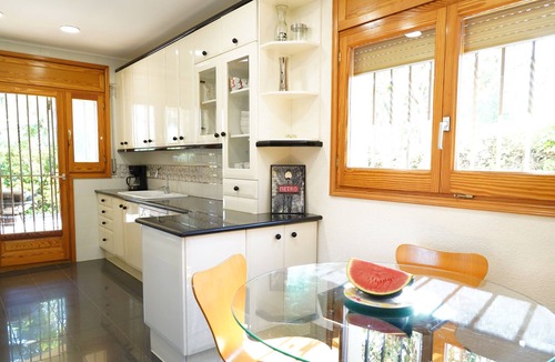 Sant Pere Pescador Villa | Spacious villa with private pool near the beach in Costa Brava