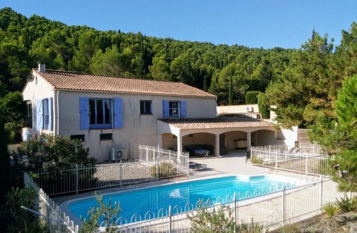 Montbrun-des-Corbieres Villa | Spacious Villa in Montbrun des Corbieres with Private Pool