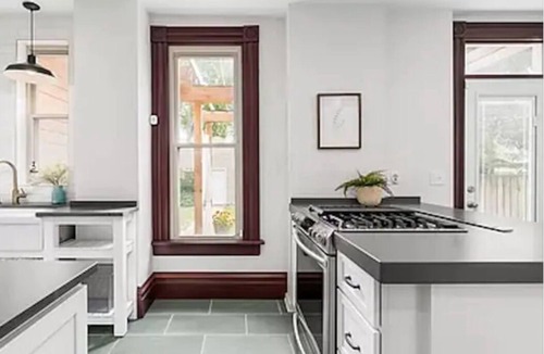 Olde Towne East House | Spacious Victorian Home in Downtown Columbus!