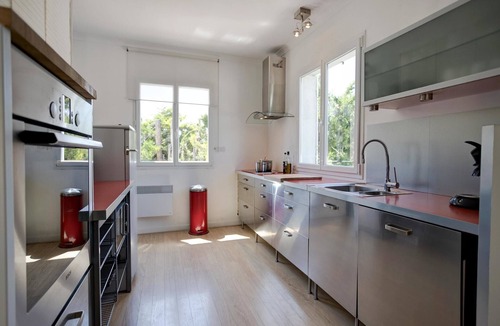 Castelnau-d'Aude Villa | Spacious villa with heated pool and EV charger