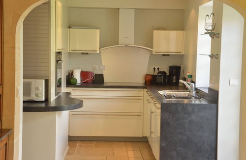 Vaux-sur-Seulles Villa | Spacious villa in the Normandy with garden