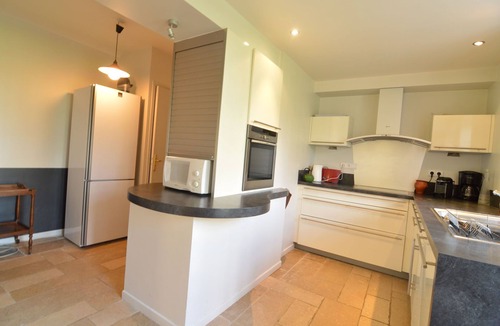 Vaux-sur-Seulles Villa | Spacious villa in the Normandy with garden