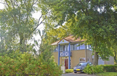 Berck-sur-Mer Villa | Spacious Villa by the Seafront