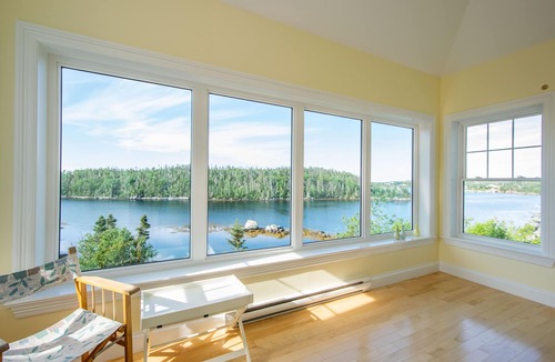 Halifax County Villa | Spacious villa by the sea