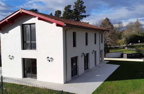 Espelette Villa | Spacious villa Espelette