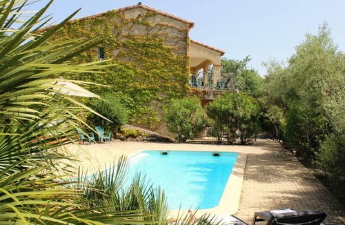 Caunes-Minervois Villa | Spacious villa with private pool in Caunes