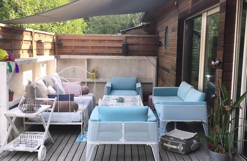 Chaze-sur-Argos Villa | Spacious villa with heated indoor pool