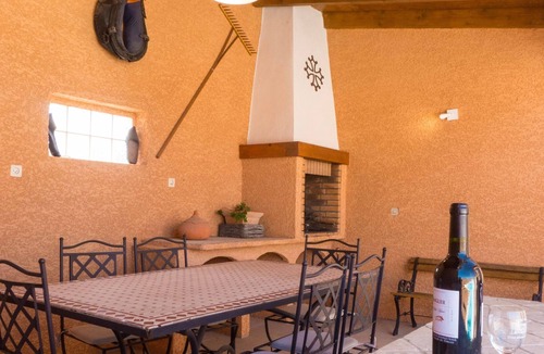 Salleles-d'Aude Villa | Spacious villa with private pool in Aude