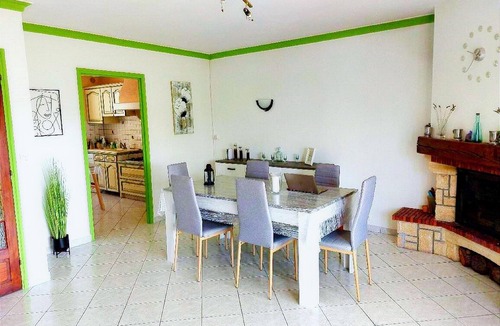 Saint-Nazaire House | Spacious Villa in Saint-Nazaire