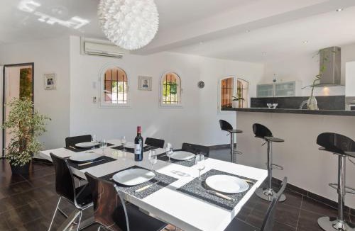 Bargemon Villa | Spacious Villa in Bargemon with Swimming Pool