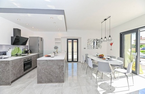 Kras Villa | Spacious villa Ivy with an outdoor pool in a quiet area on Krk