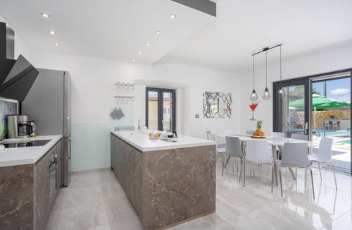 Kras Villa | Spacious villa Ivy with an outdoor pool in a quiet area on Krk