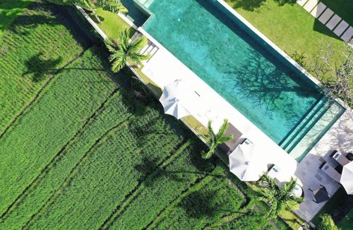 Pererenan Villa | Spacious Villa Manis 10Mins from Pererenan Beach