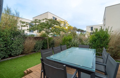 Serignan Villa | Spacious Villa Near Valras Beach