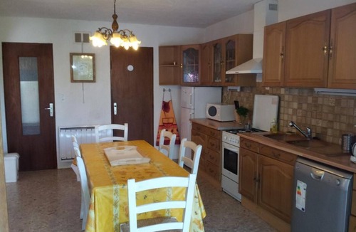 Taradeau House | Spacious villa near village