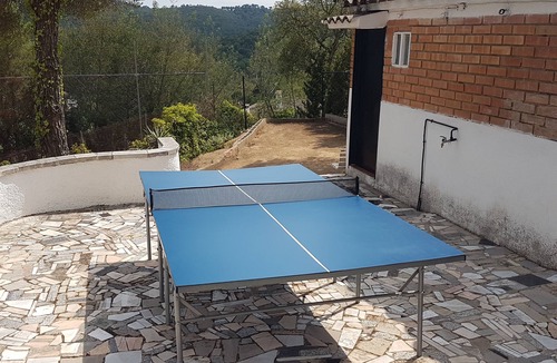 Vidreres Villa | Spacious villa sleeps 20, swimming pool, tennis court, mini-golf course, garden, barbecue,.
