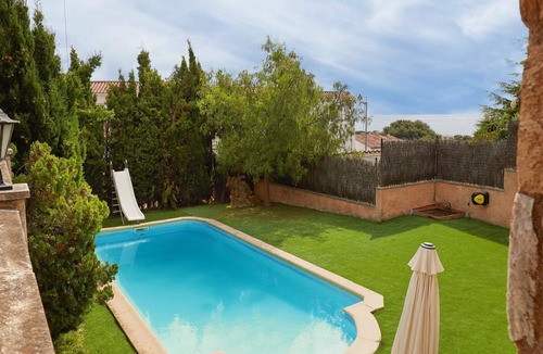 Arenys de Mar Apartment | Spacious villa with pool for 10 people