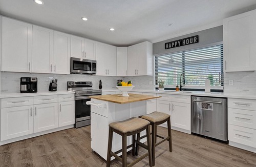 Plantation House | Spacious villa w/private pool, BBQ & game room