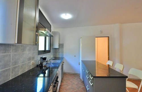 Tossa de Mar Cottage | Spacious Villa with Private Pool & BBQ, Near Lloret de Mar