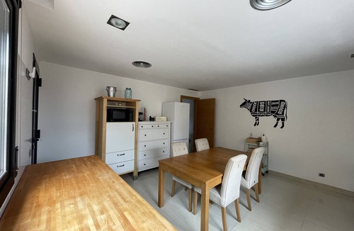 Mas Altaba Villa | Spacious Villa with Private Pool & Gym – Only 20 min from Beach