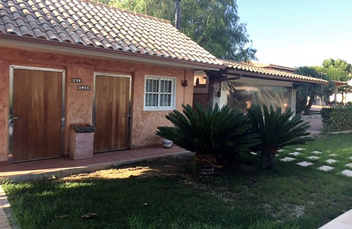 Librilla Villa | Spacious villa with pool and sports court