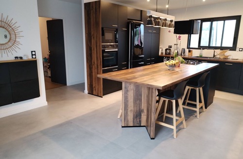 Mus House | Spacious villa with pool