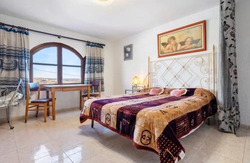 Ardenya Villa | Spacious Villa with Private Pool near La Riera de Gaia