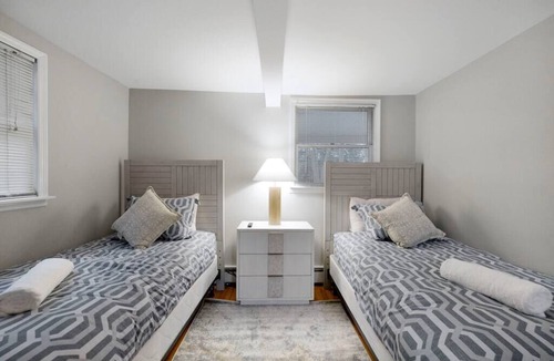 Town of Ramapo House | Spacious w/ Huge Yard, Pool, Fire Pit and Billiards