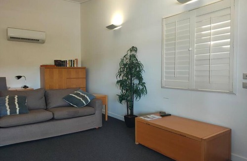 Gold Coast Apartment | Spacious waterfront, one bedroom apartment.