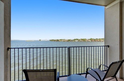 Seven Coves Condo | Spacious Waterfront Condo With Sunset Views, Pool, and Family-Friendly Amenities