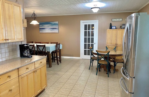 Cedar Lane House | Spacious Waterfront Home on Caney Creek