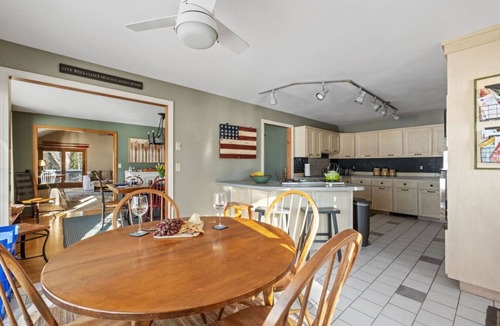 New Durham House | Spacious Waterfront Retreat on Merrymeeting Lake