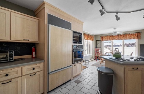 New Durham House | Spacious Waterfront Retreat on Merrymeeting Lake