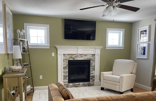 Abington House | Spacious, Well Decorated, & Cost Effective