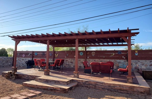 El Paso House | Spacious west el paso 19 minutes from Fort Blss & Airport sleeps 8, pet welcome