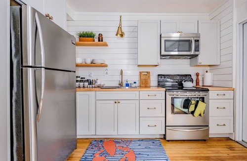 West End Apartment | Spacious West End Retreat, 3BR/2BA, Walk Everywhere + Private Deck