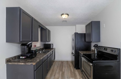 Wichita House | Spacious West Side Home away from Home!