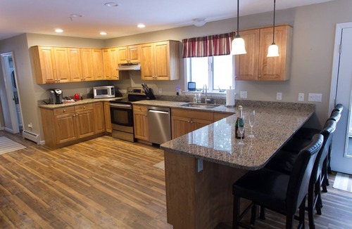 Bartlett House | Spacious White Mountain Home: Ski, shop & sit by a roaring fire