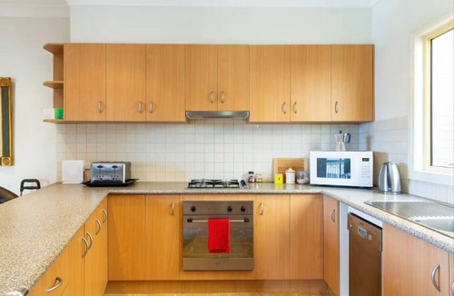 Williamstown Apartment | Spacious Williamstown Apartment with Free Parking