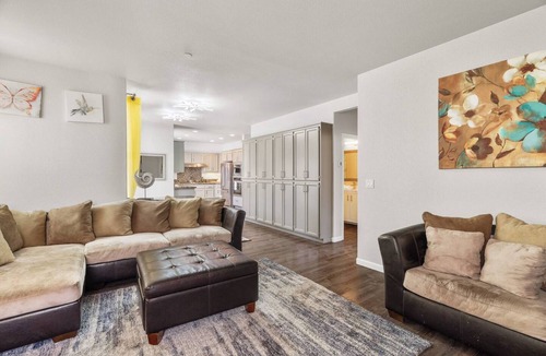 Windsor House | Spacious Windsor Retreat, 4BR Home w/ Patio & BBQ