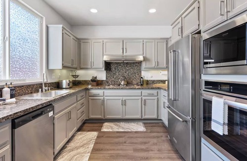Windsor House | Spacious Windsor Retreat, 4BR Home w/ Patio & BBQ