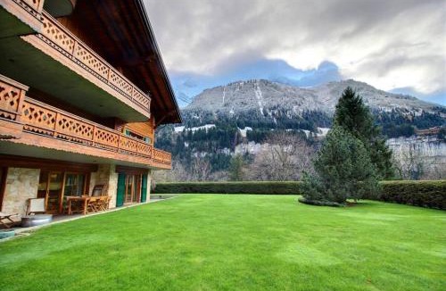 Champery Apartment | Spacious with large garden 4 min walk cable car