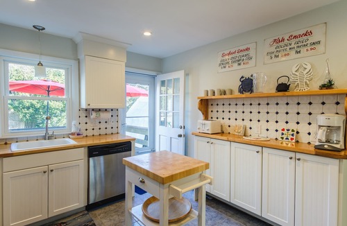 Woods Hole House | Spacious Woods Hole Cape