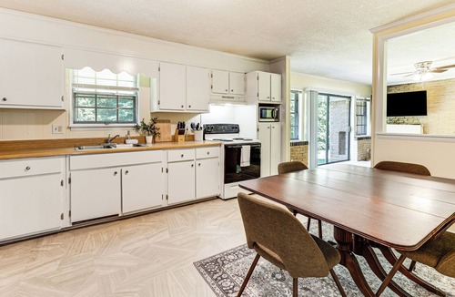 Huntsville House | Spacious Yard! Family-Friendly Huntsville Home