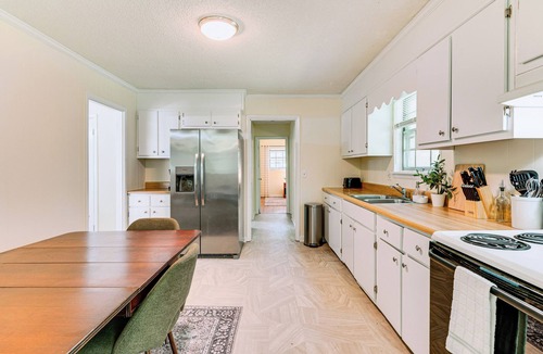 Huntsville House | Spacious Yard! Family-Friendly Huntsville Home
