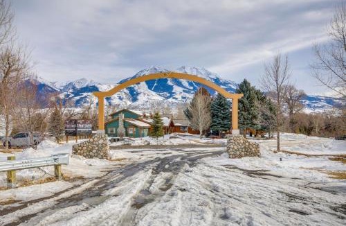 Emigrant Villa | Spacious Yellowstone River Retreat with Trails!
