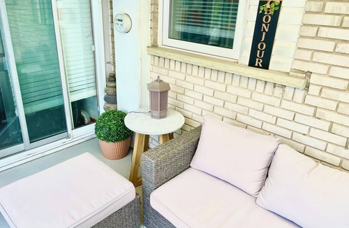 Sainte-Dorothee Apartment | Spacious Zen Floor in Laval - Private Heated & Salt Pool, Garden & Piano